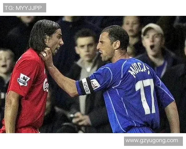 普马斯与艾特莱的精彩对决揭示了足球战术的魅力与团队合作的重要性 普马斯与艾特莱的精彩对决揭示了足球战术的魅力与团队合作的重要性