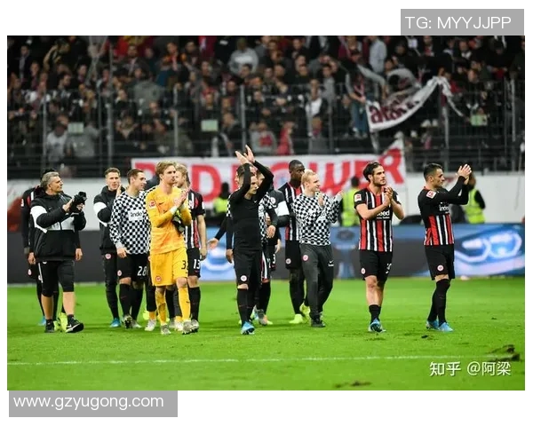 科隆与沃特福德的激烈对决揭示足球魅力与团队精神的完美结合